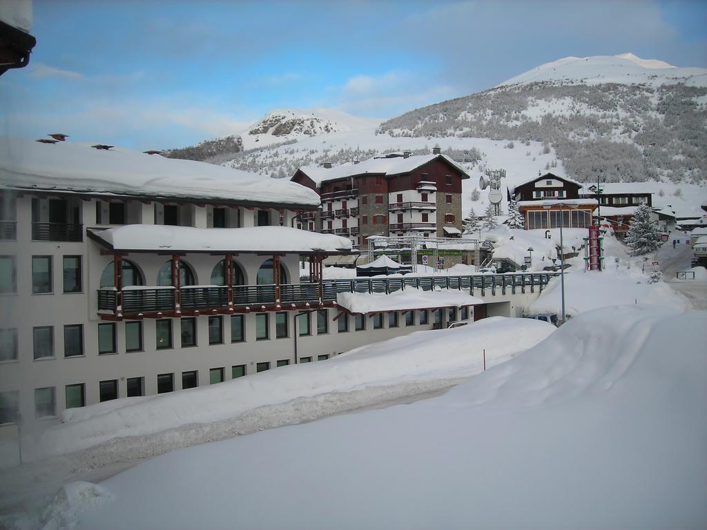 Torre Dell'Orologio Apartment Colle Colle Sestriere Exterior foto